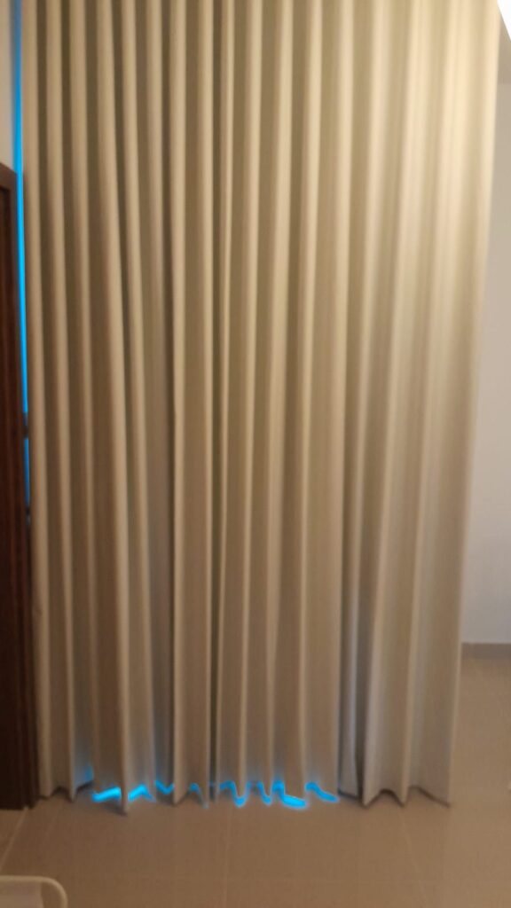 Curtains A 576x1024